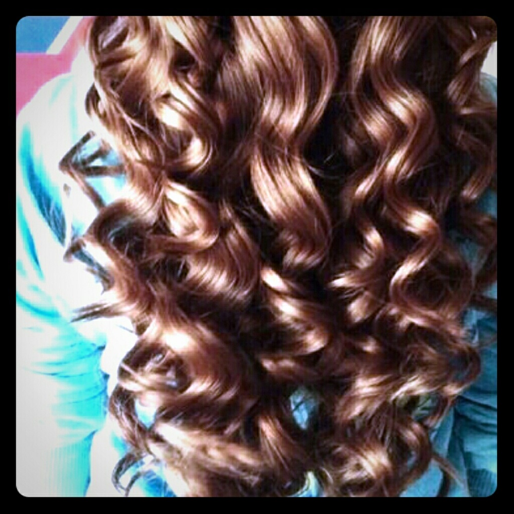 Curling iron wond  by Mark.