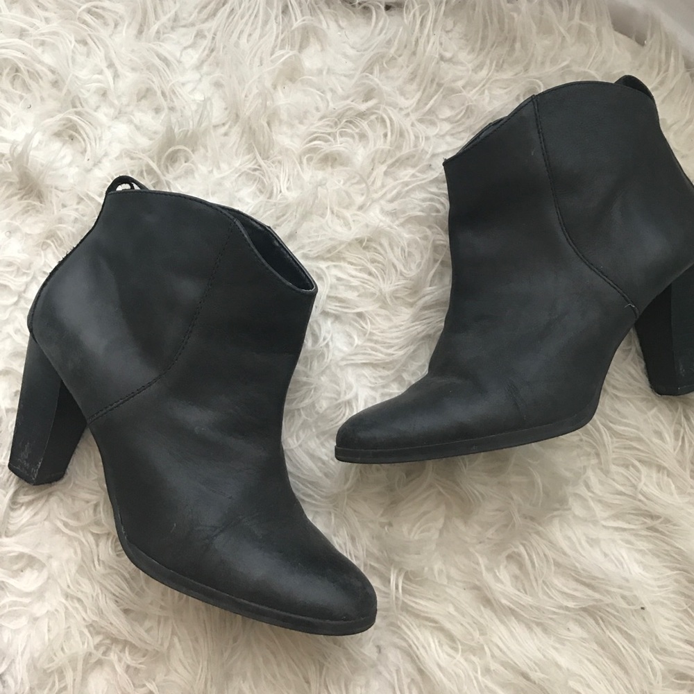 Black Leather Gap Booties
