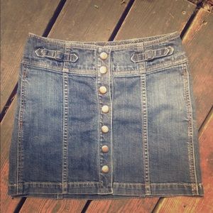 📣🎉🇺🇸 Button Detail Denim Miniskirt