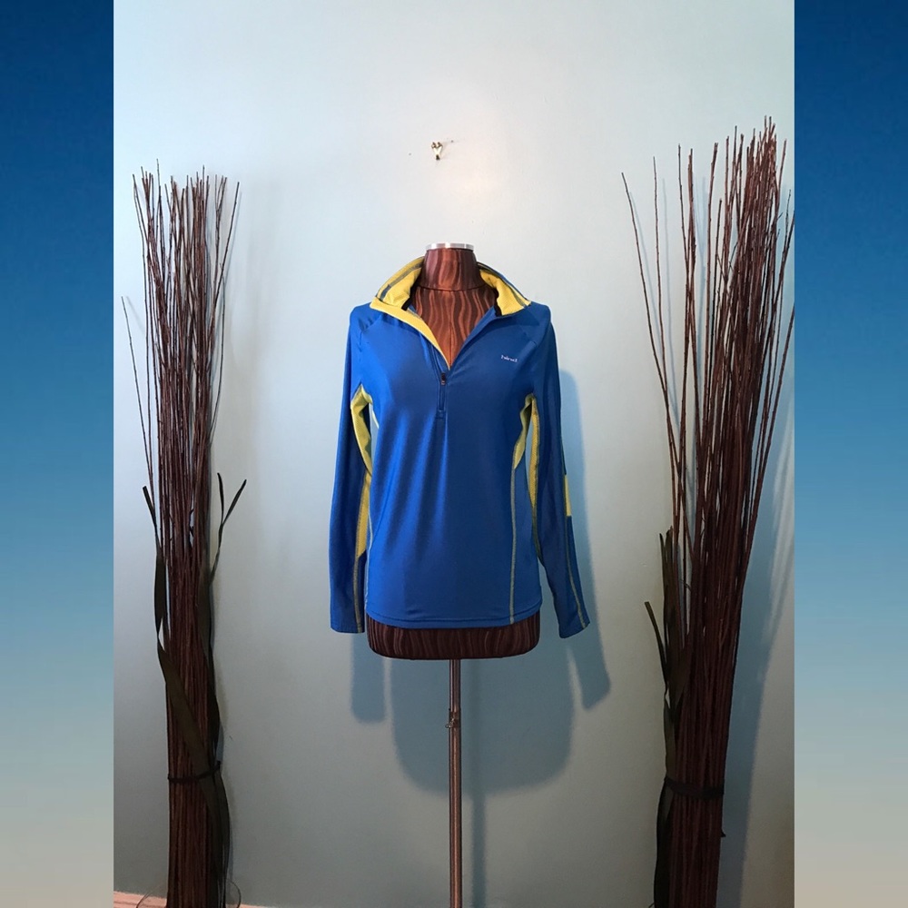 Blue & Neon Green Long Sleeve Top - Activewear