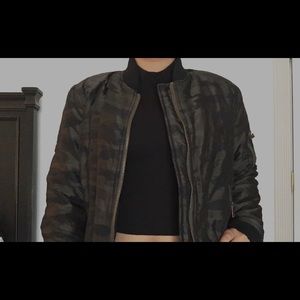 ❗️ NEVER WORN CAMO BOMBER ❗️