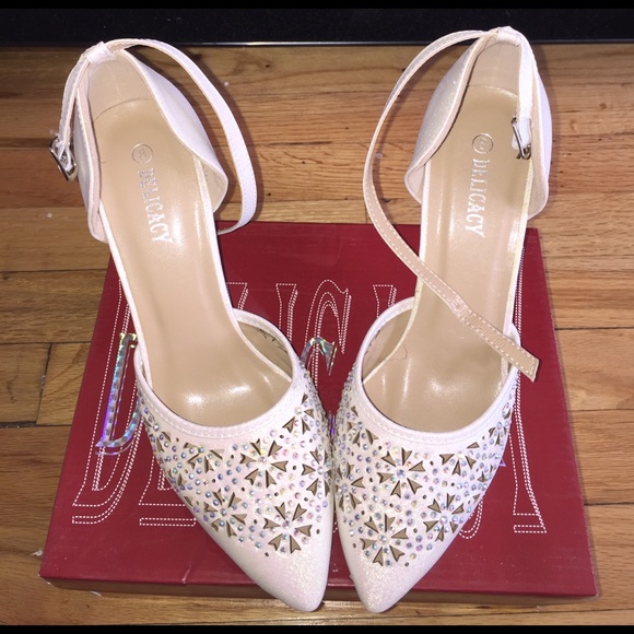 White glitter heels - Picture 1 of 4