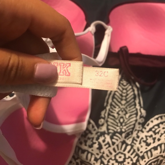 Pink 32C Bra's - Picture 3 of 3