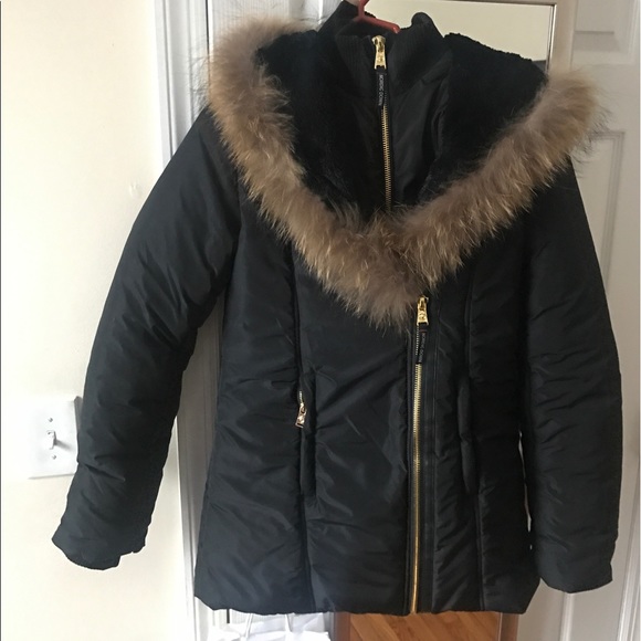 Coat - Picture 2 of 3