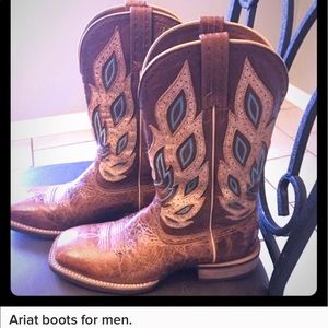 Ariat boots for men. Size 9. In EUC
