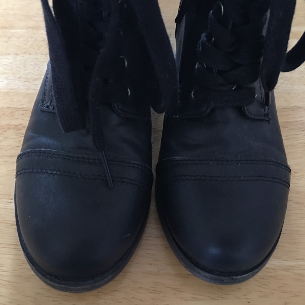 ✨COMBAT BOOTS✨ - Picture 3 of 6