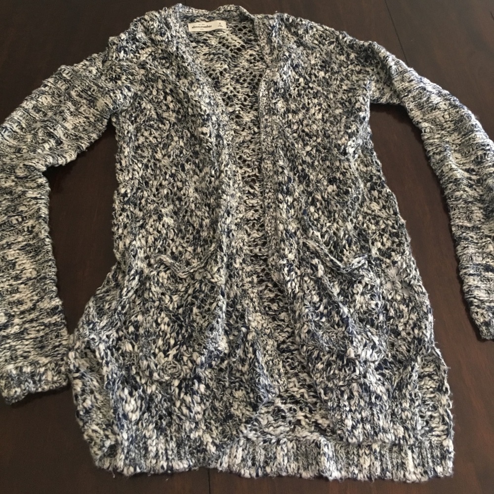SOLD❤️NWNT A&F open cardigan
