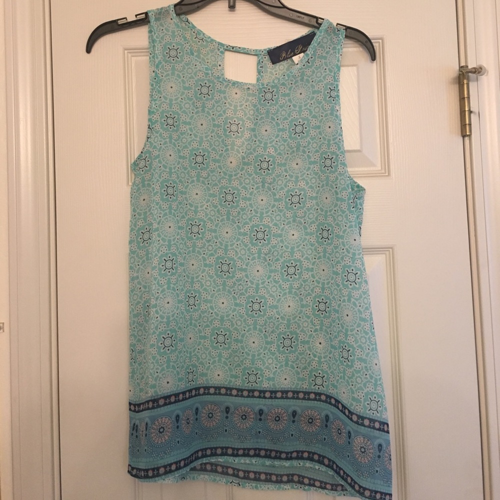 Stitch fix flowy tank