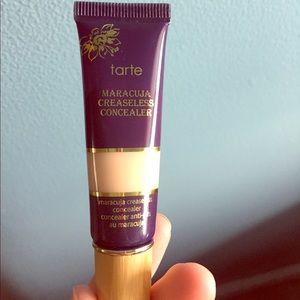 Tarte maracuja creaseless concealer