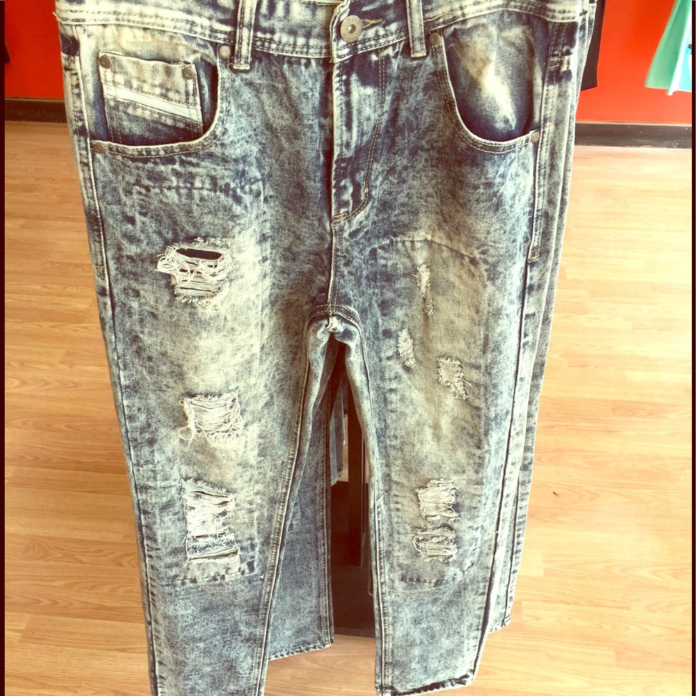 Men Distressed Jeans