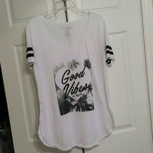 Good vibes Tee shirt