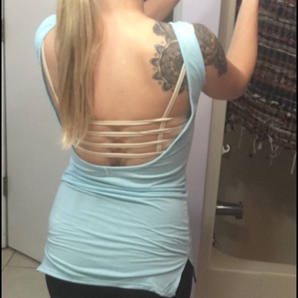 Tank top - Picture 3 of 3