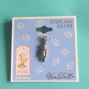 Disney Winnie the Pooh pendant sterling silver