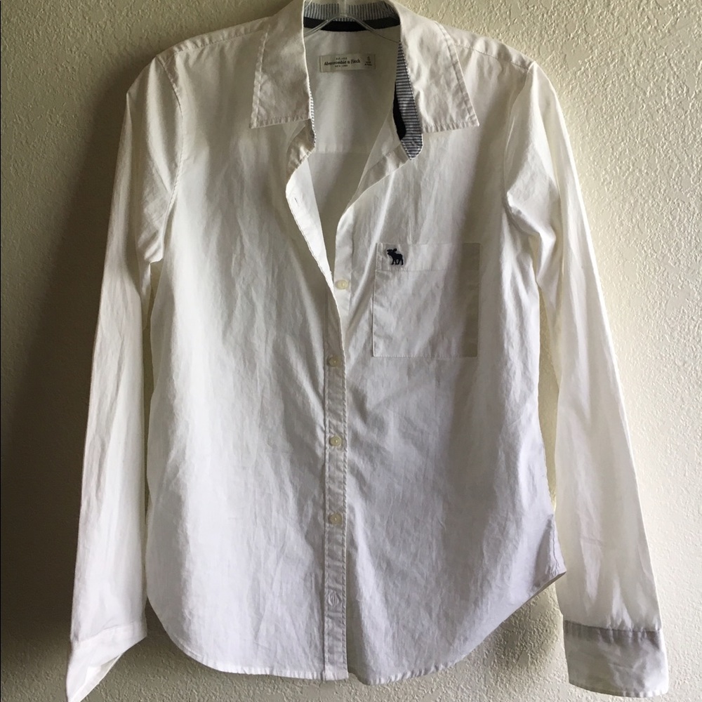 White Button-up shirt