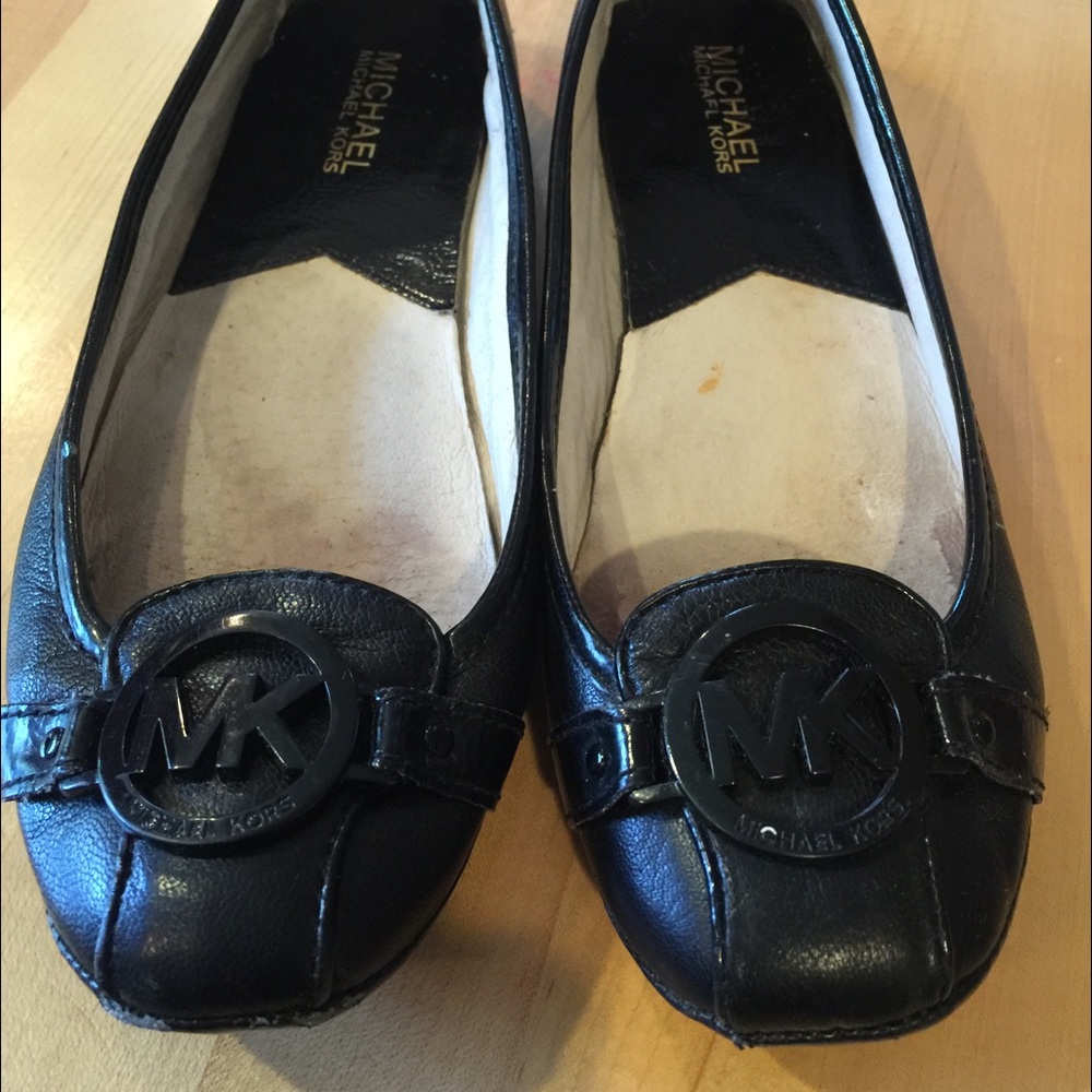 Michael Kors black flats