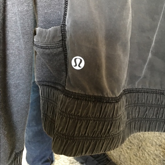 Lululemon grey jacket - Picture 3 of 3