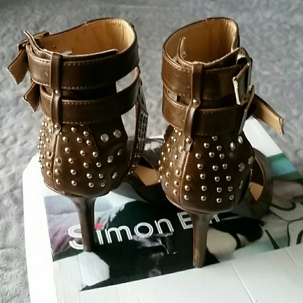Simon Elli Gold Studded Espresso Heels sz 8