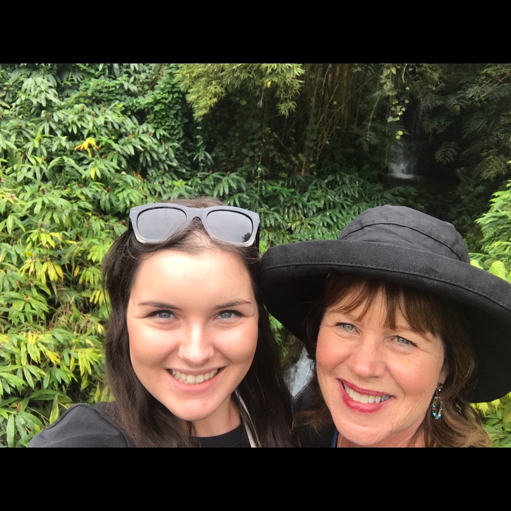 Meet your Posher, Mary pat