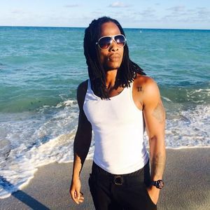 Meet your Posher, Real