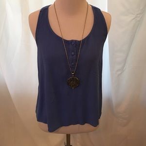 Super cute tank top!