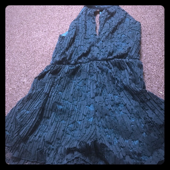 Romper - Picture 1 of 3