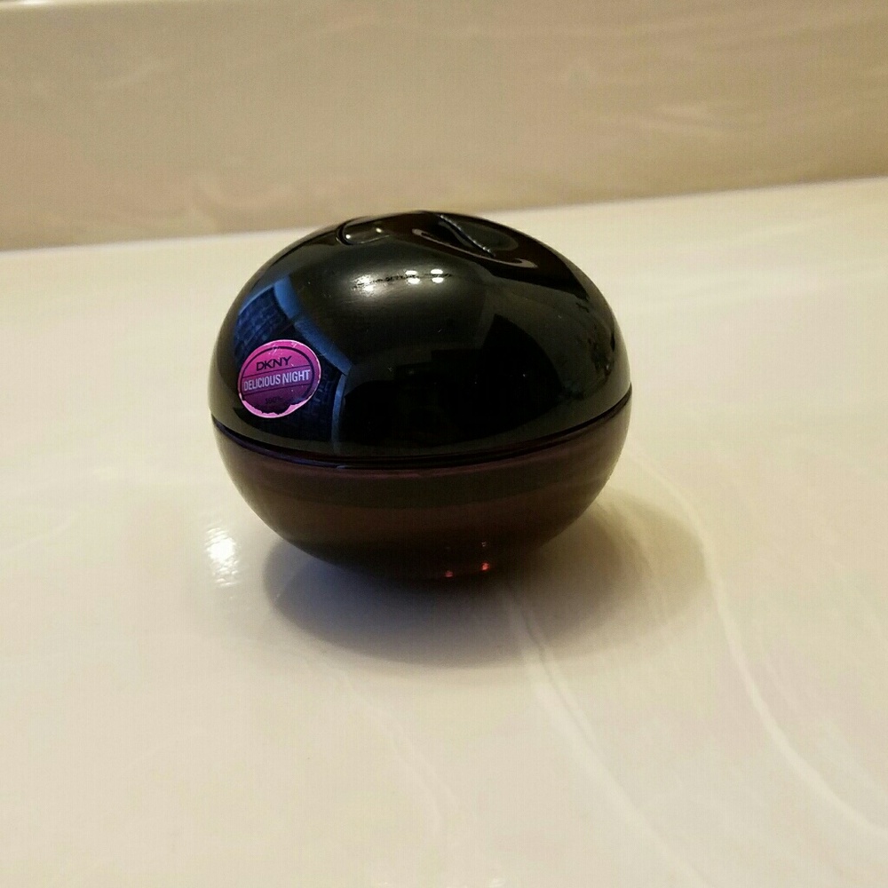DKNY Delicious Night Perfume