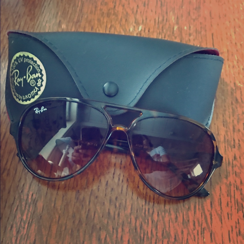 Ray ban tortoise shell sunglasses