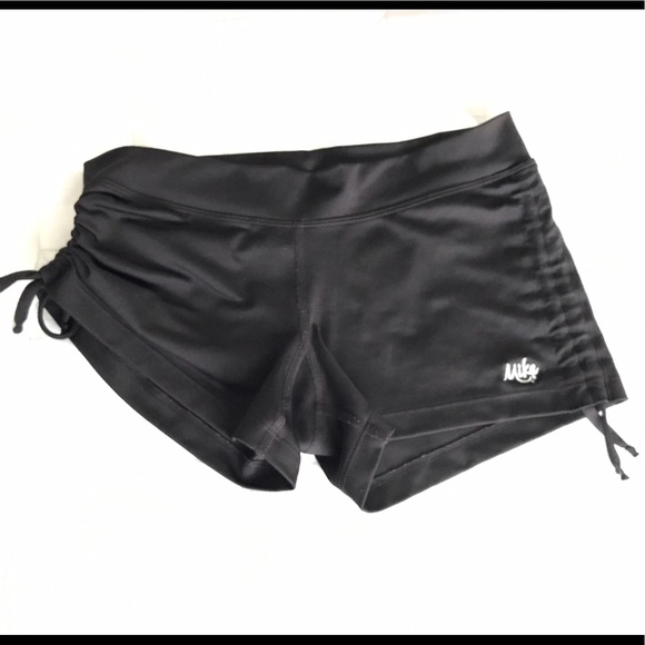 ☕️ Piping Hot Shorts☕️ - Picture 4 of 4