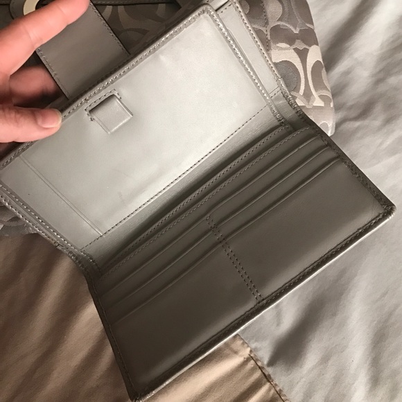 ‼️sold‼️Coach purse and wallet - Picture 2 of 8