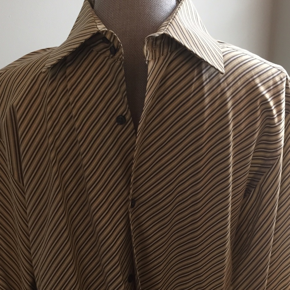 Men's Large Banana Republic casual dress shirt