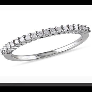 1/5 Ct diamond anniversary band