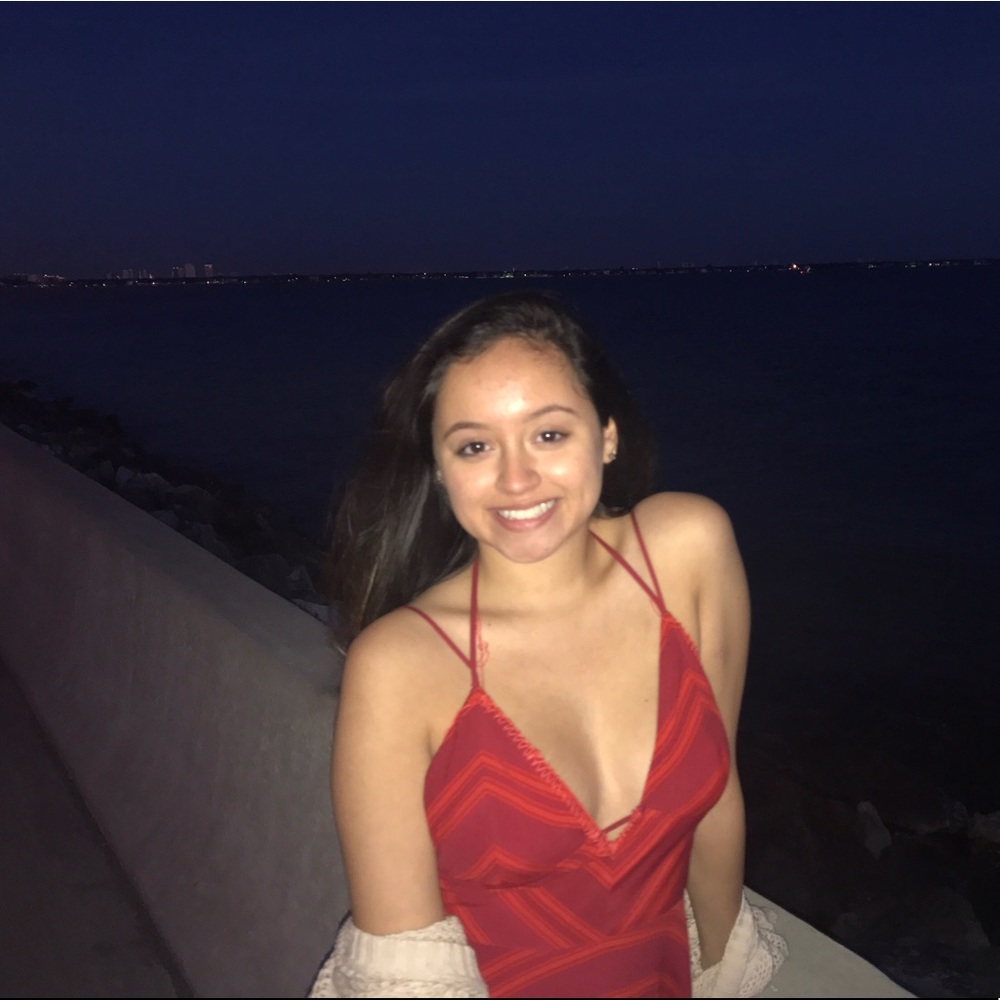 Meet your Posher, Cristina