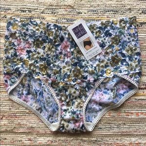 HANKY PANKY RETRO V-KINI