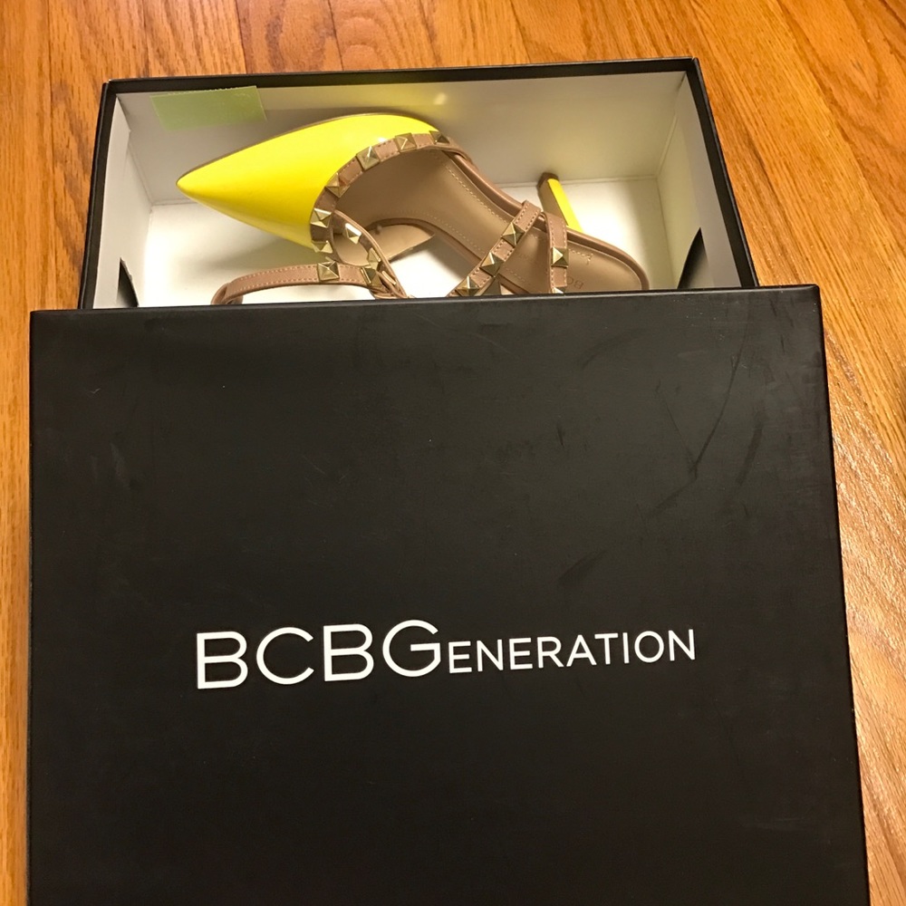 BCBGeneration Yellow DarronX-X