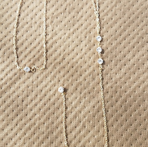 CRYSTAL BACKDROP BODY CHAIN - Picture 2 of 3