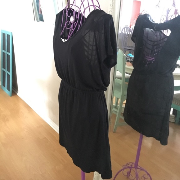 ❌ SOLD ❌ Black Open Back Slashed V Neck Beach Dress - Picture 5 of 6