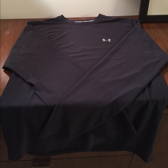 Under Armour Other - Under Armour Long Sleeve Heat Gear Workout Top