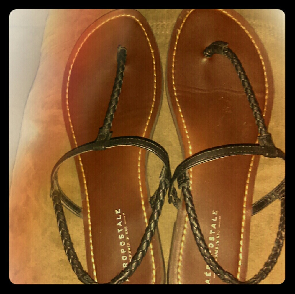 Areopostale strapy sandals
