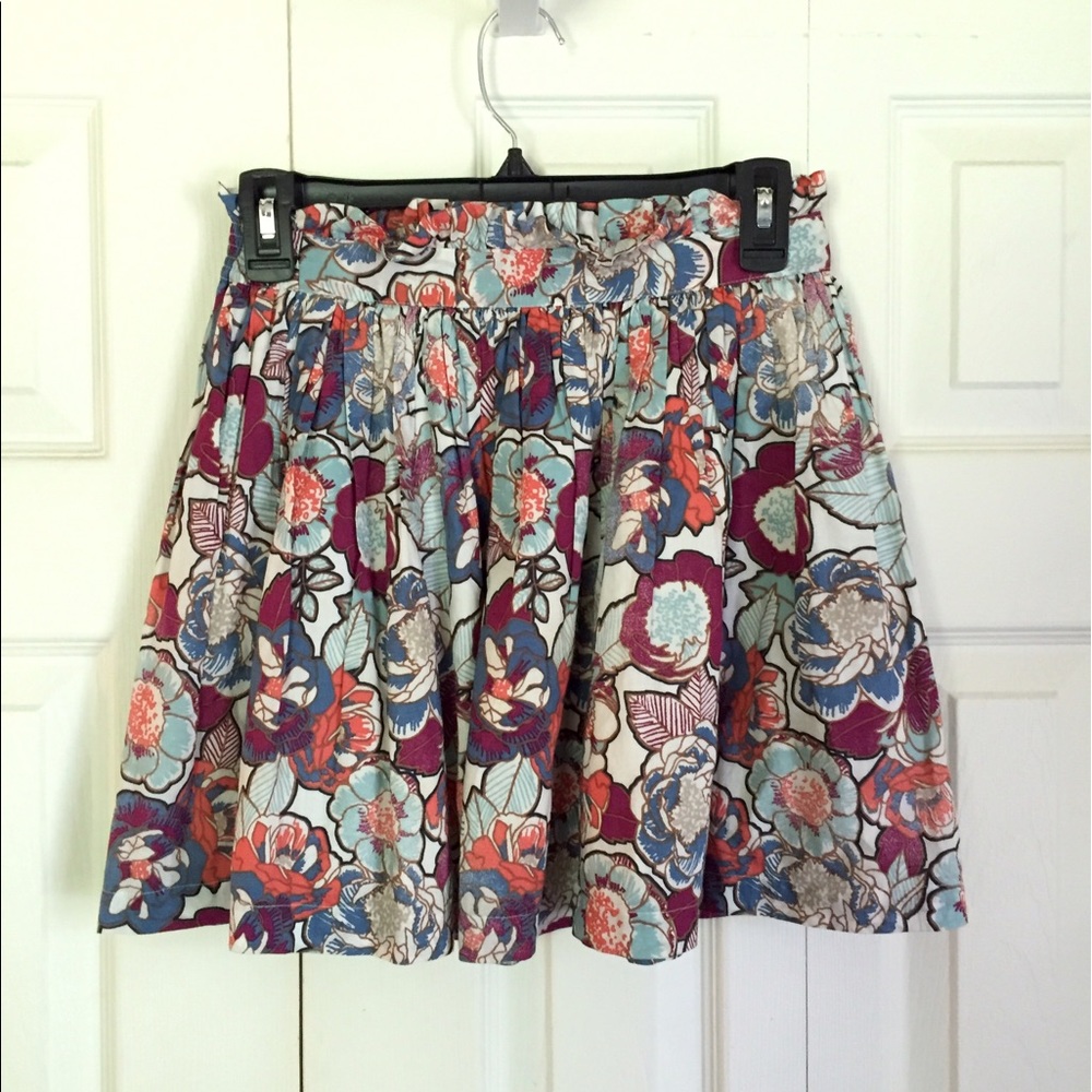 🎁 BLACK FRIDAY SALE 🎁 Free People Floral skirt