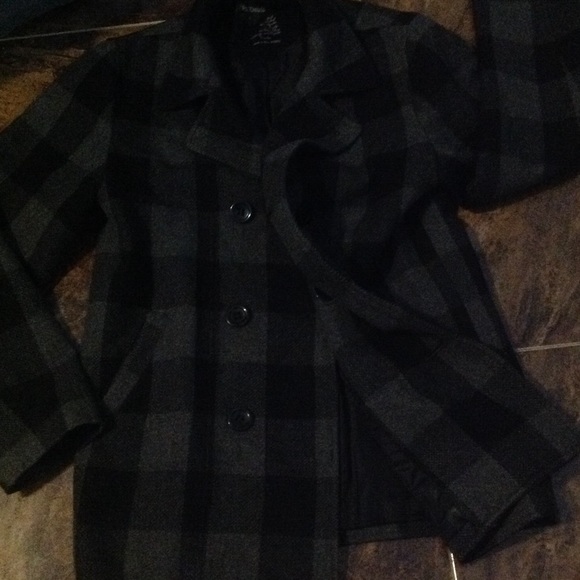 Coat - Picture 3 of 3