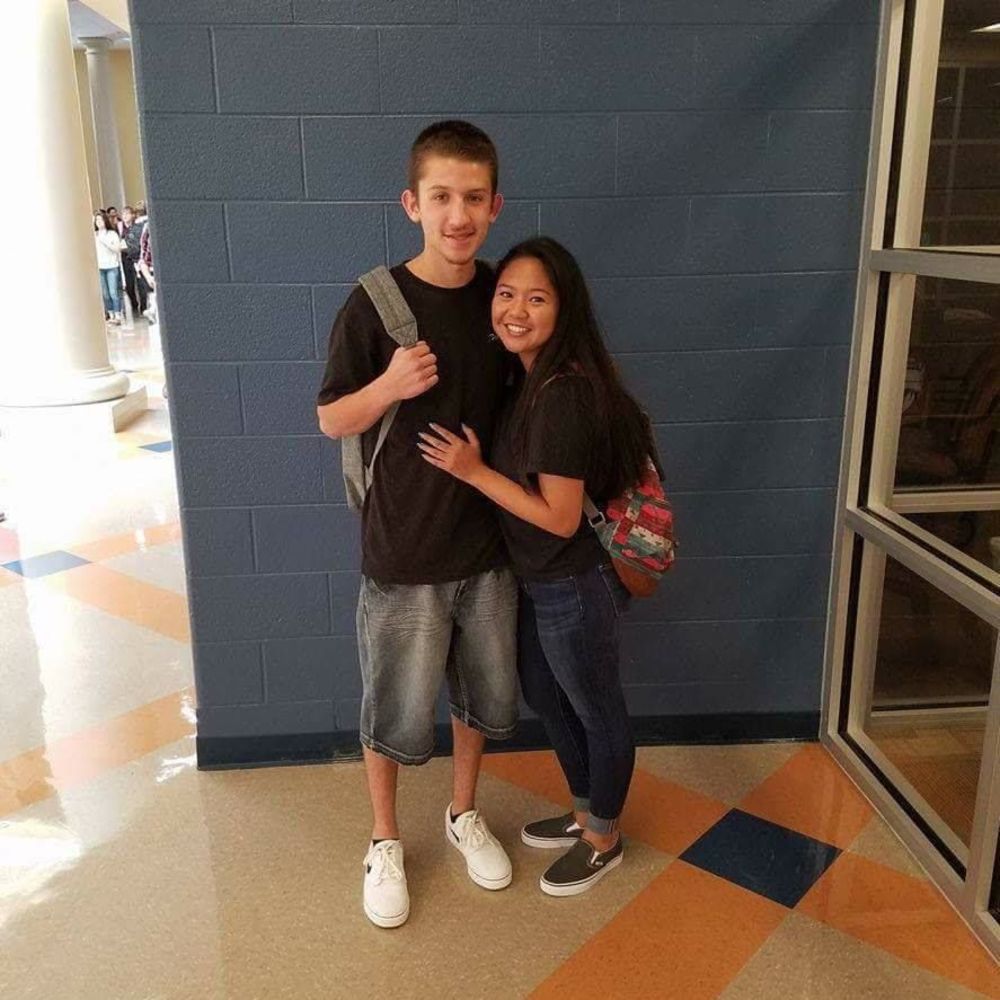 Meet your Posher, Hunter