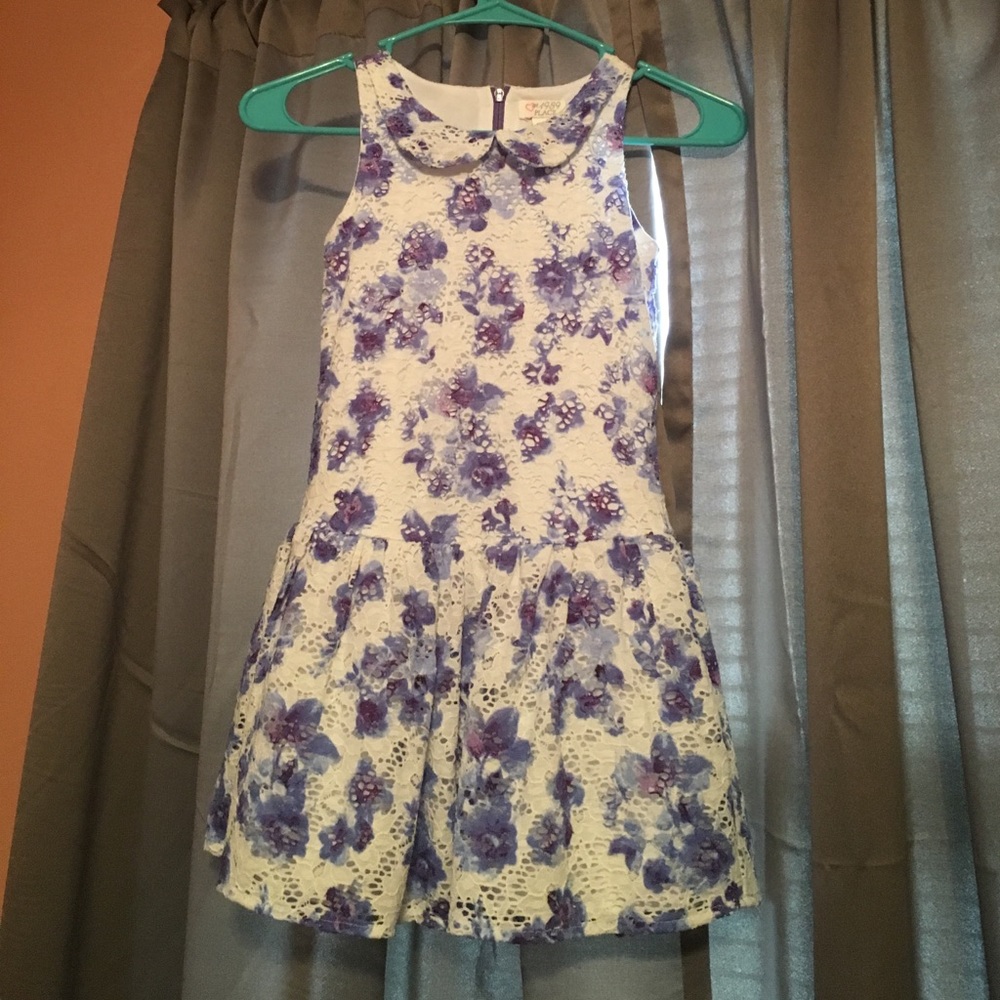 Girls dress 6/7