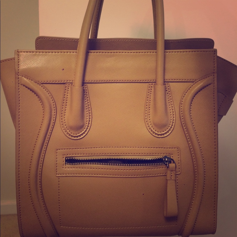 ❌NOT FOR SALE❌ Cream leather satchel, no tags