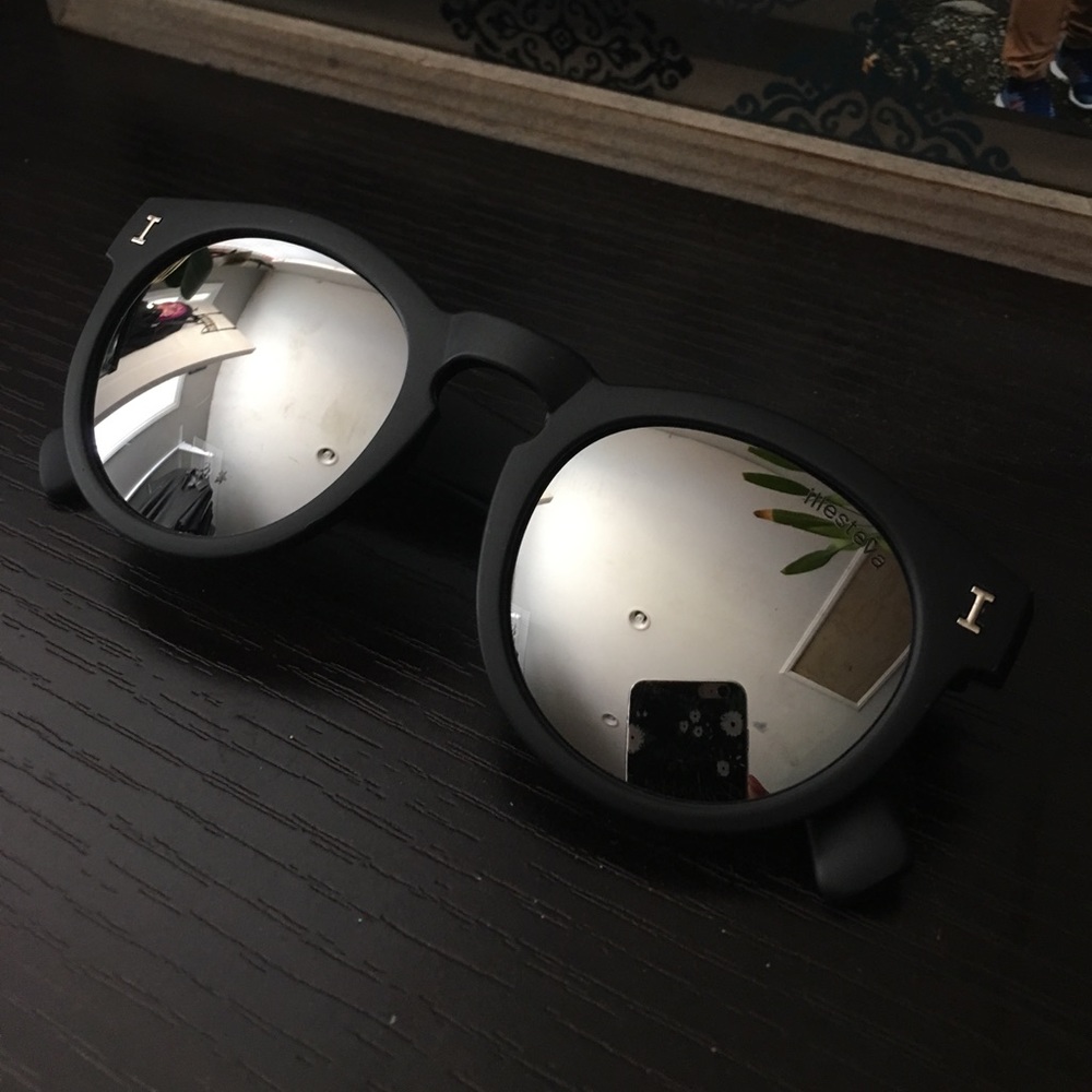 Brand New Inspired Illesteva sunglasses