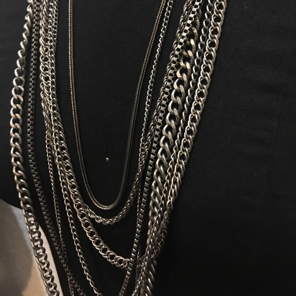 Layered Chain Necklace - Picture 2 of 3