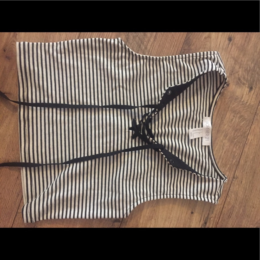 Forever 21 cropped tank