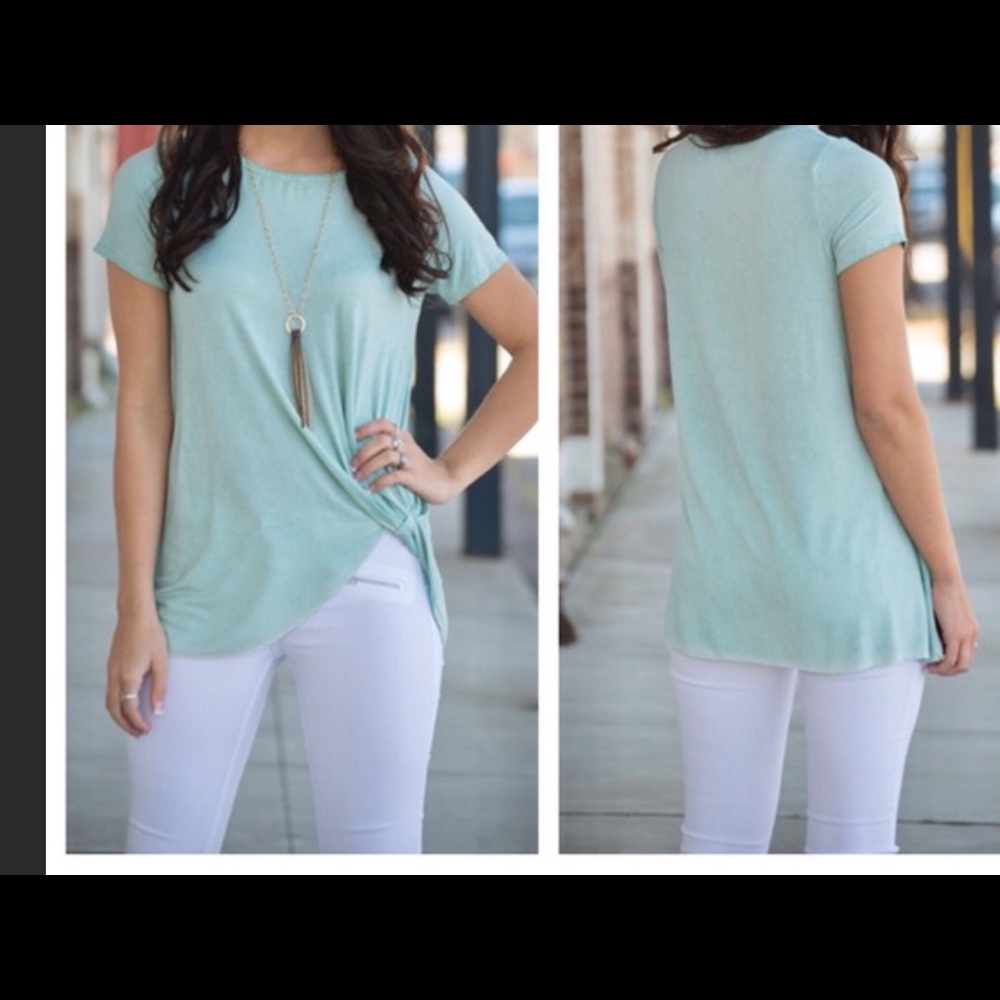 Mint green twisted Tee!