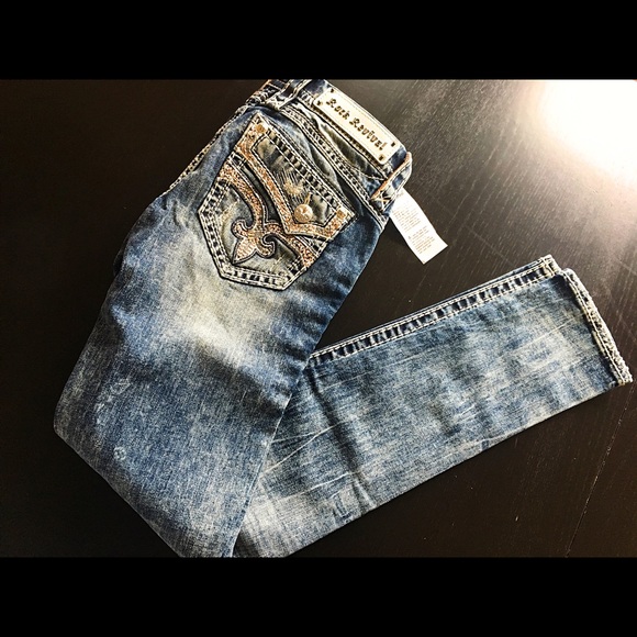 NWT!! Rock Revival new Collection retail price 250 - Picture 4 of 4