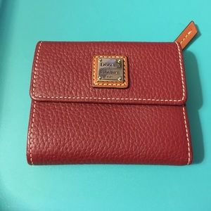 Dooney & Bourke wallet