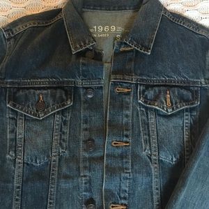 Men's Gap denim jacket